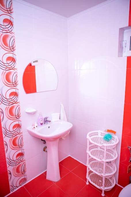 Lucky 2 Hotel Pavel Banya Buitenkant foto